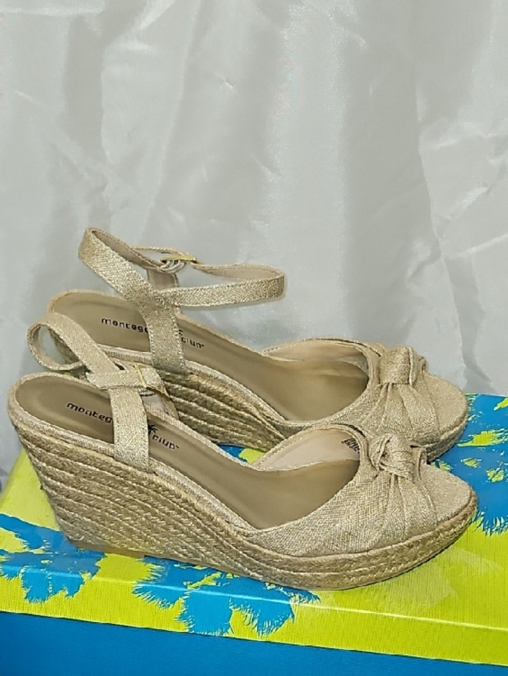 Montego Bay Club Gold-Tone Wedge Espadrille Sandals Sz 9